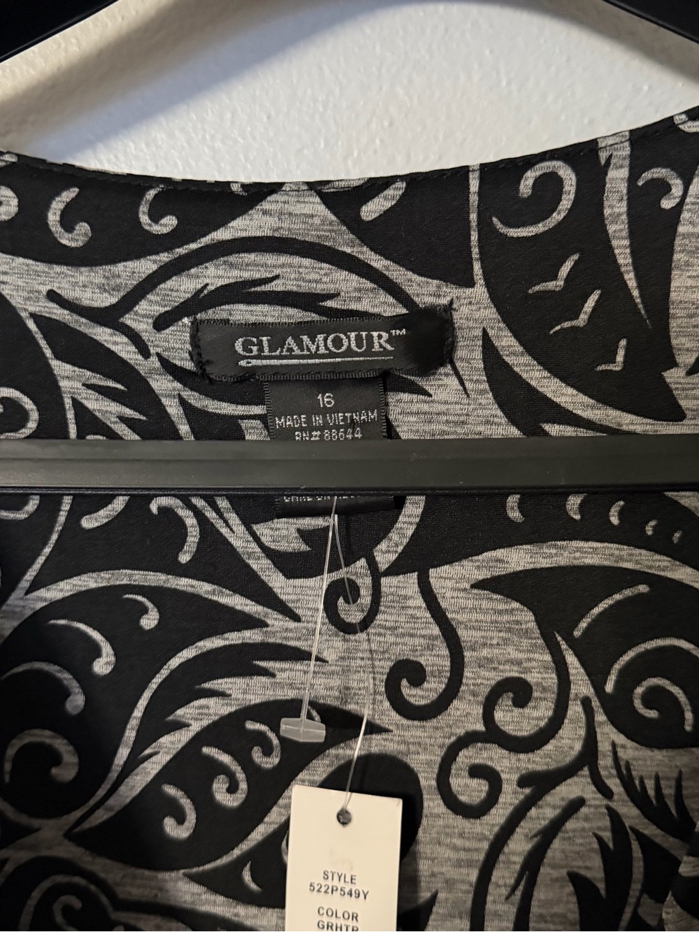 Glamour Black & Gray Paisley Cap Sleeve Wrap Dress - Picture 5 of 5